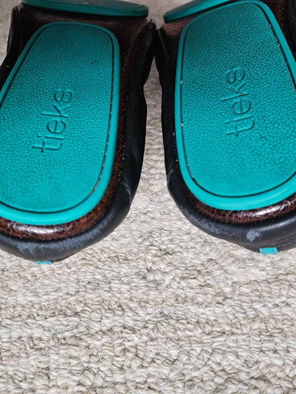 Tieks Black Leather Ballet Flats Size 9 Turquoise Accents - Foldable Shoes - Picture 5 of 8